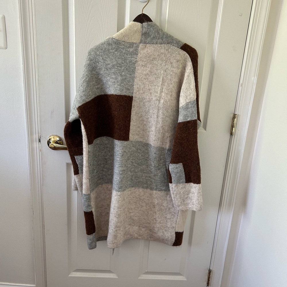 Fable Colorblock Open-Front Cardigan - Size M/L - Picture 6 of 6